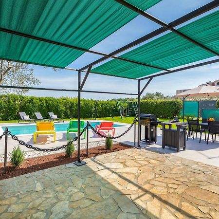 Holiday Home Dori Fažana エクステリア 写真